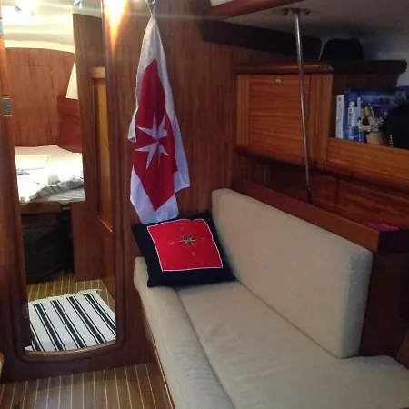 Botel On The Sea *